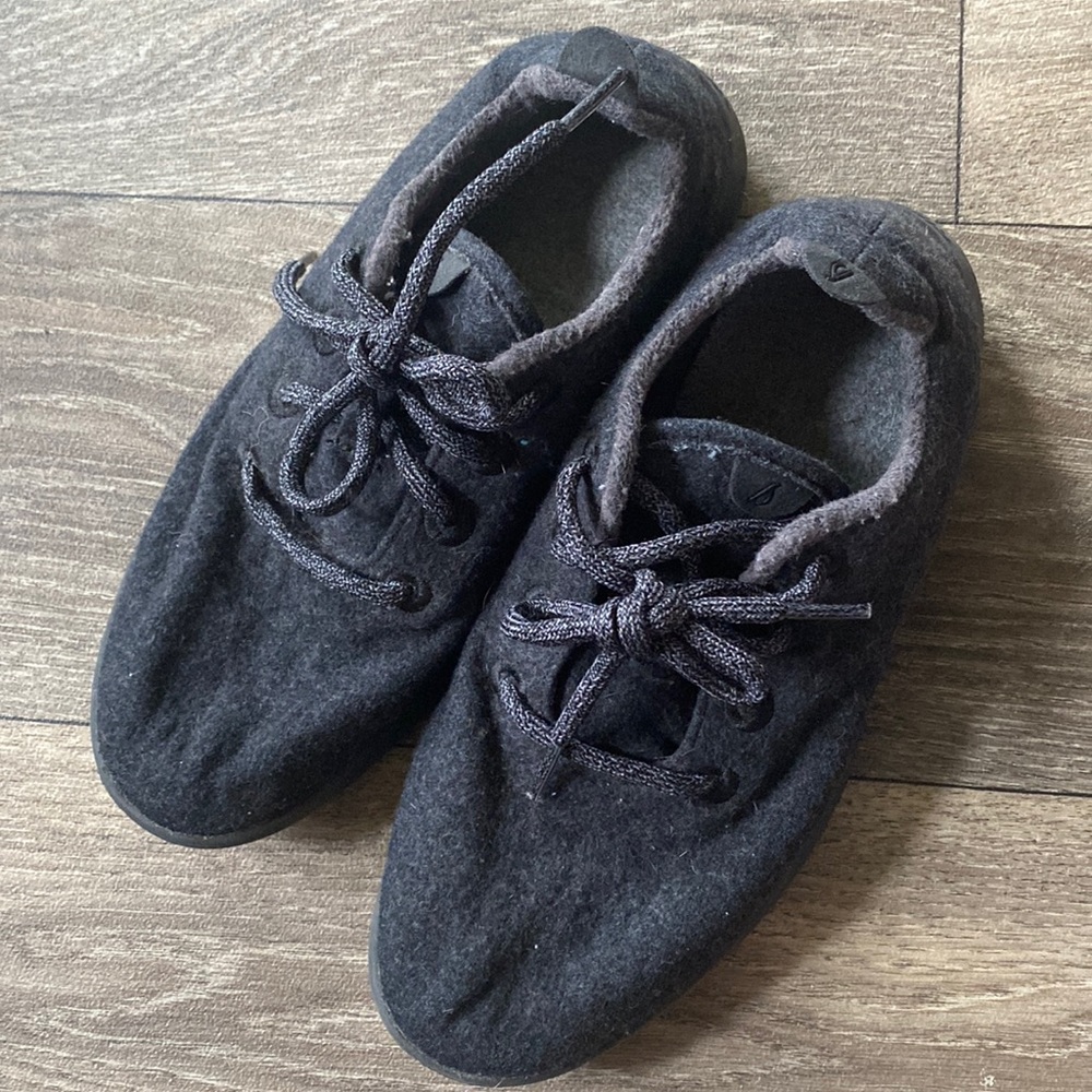 Allbirds Wool Runners, Charcoal Grey, Women’s size 8